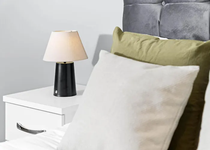 City Centre Apartment - Secure Parking 2Sl